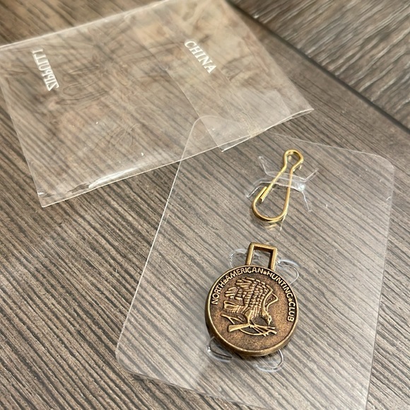 Vintage Other - VTG North American Hunting Club Zipper Pull, Watch Fob, Key Fob, Charm, Zippull